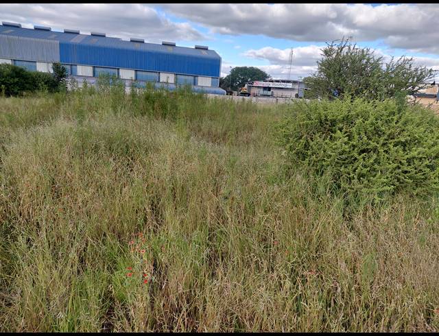 1,230M² VACANT LAND FOR SALE IN MAGNA VIA INDUSTRIAL